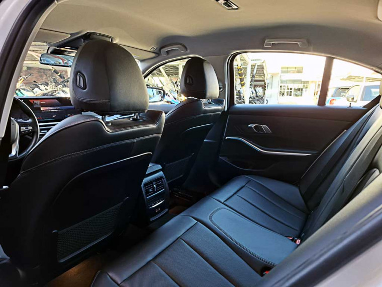 Bmw 330 E Urban Lci 2023 Usado  Usado en BMW Premium Selection