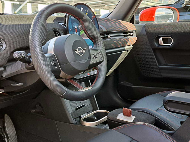 Mini Cooper S 2.0 Hb 3p Jcw Package Hea 2024 Usado  Usado en BMW Premium Selection