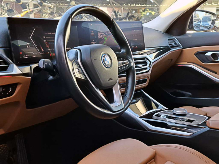 Bmw 330 E Urban Lci 2024 Usado  Usado en BMW Premium Selection