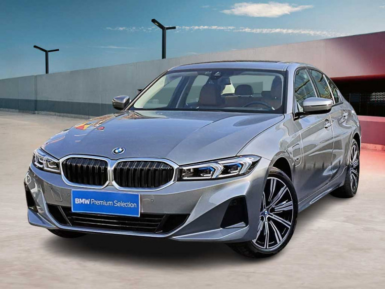 BMW 330 e Dynamic LCI 2024