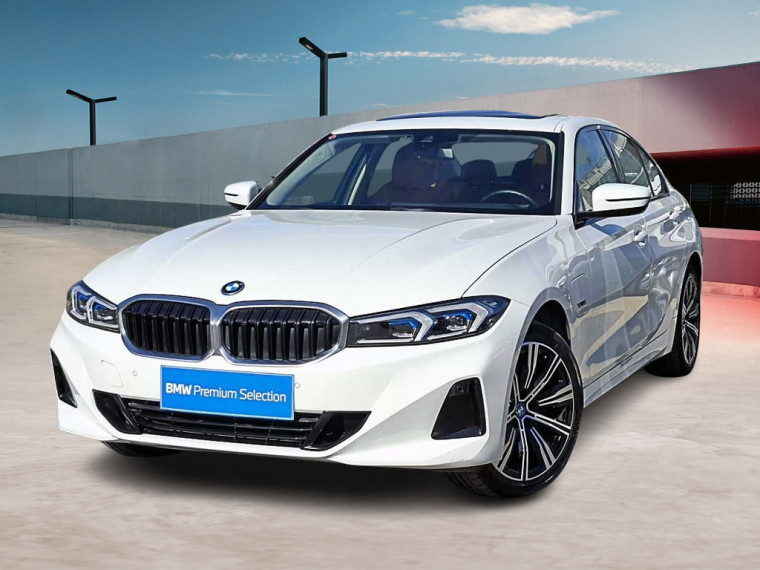 BMW 330 e Dynamic LCI 2024