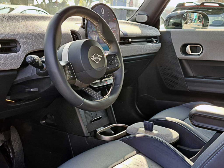 Mini Cooper S 2.0 Hb 3p Favoured 2025 Usado  Usado en BMW Premium Selection