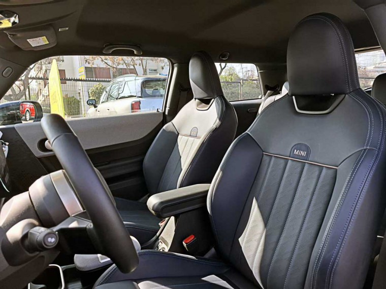 Mini Cooper S 2.0 Hb 3p Favoured 2025 Usado  Usado en BMW Premium Selection