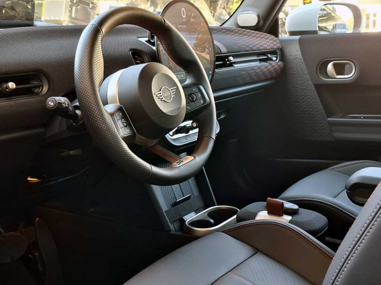 Mini Cooper S 2.0 At 2025 Usado  Usado en BMW Premium Selection