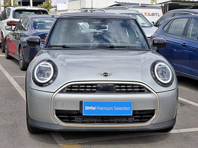 Mini Cooper C Favoured 1.5 Aut 2024 Usado  Usado en BMW Premium Selection