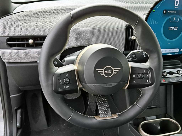 Mini Cooper C Favoured 1.5 Aut 2024 Usado  Usado en BMW Premium Selection