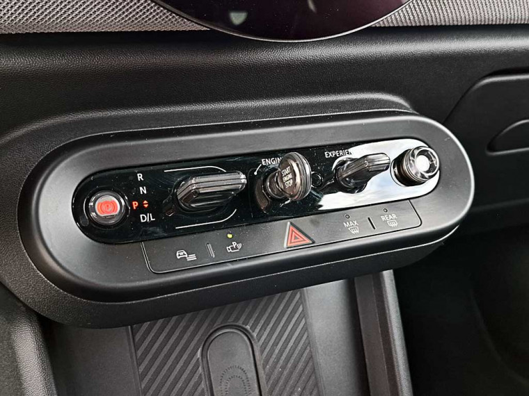 Mini Cooper C Favoured 1.5 Aut 2024 Usado  Usado en BMW Premium Selection