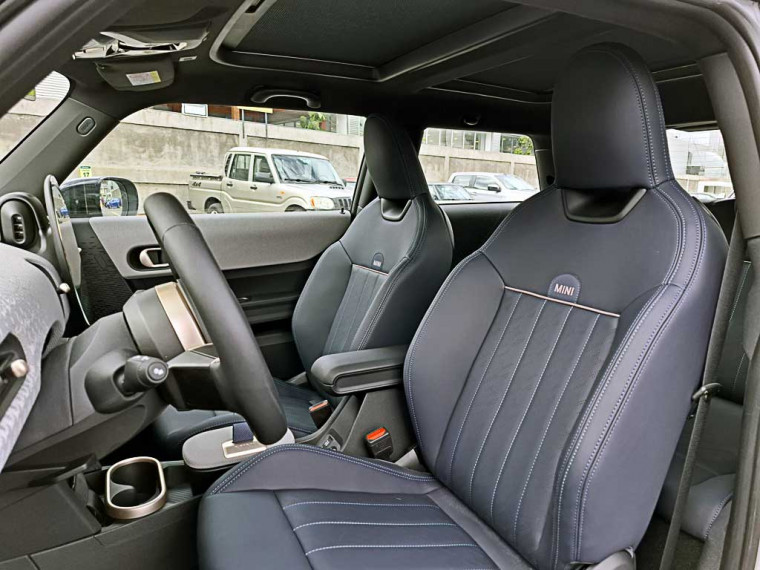 Mini Cooper C Favoured 1.5 Aut 2024 Usado  Usado en BMW Premium Selection
