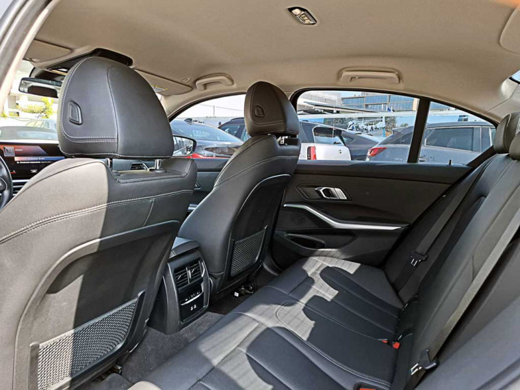 Bmw 330  E Urban Lci Sedan 2.0 Aut  2023 Usado  Usado en BMW Premium Selection