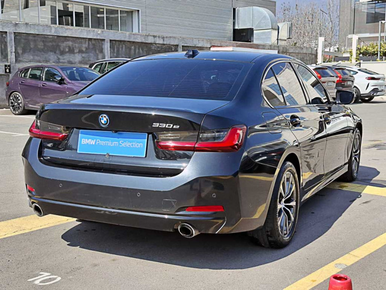 Bmw 330  E Urban Lci Sedan 2.0 Aut  2023 Usado  Usado en BMW Premium Selection