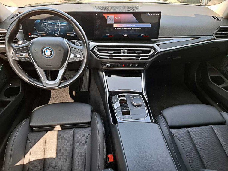 Bmw 330  E Urban Lci Sedan 2.0 Aut  2023 Usado  Usado en BMW Premium Selection