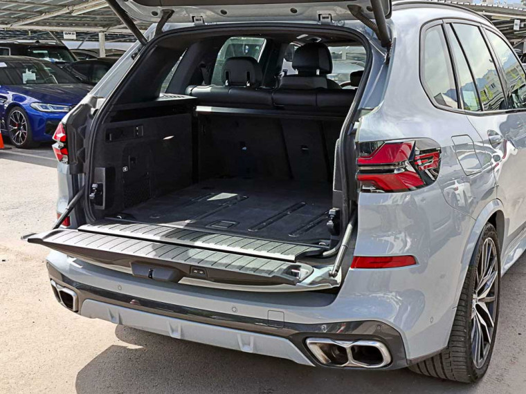 Bmw X5 M60i Xdrive Lci 4x4 4.4 Aut 2024 Usado  Usado en BMW Premium Selection