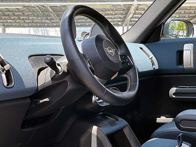 Mini Cooper Countryman C 1.5 Favoured 2024 Usado Usado en BMW Premium Selection Mini Cooper Countryman C 1.5 Favoured 2024 Usado Usado en BMW Premium Selection