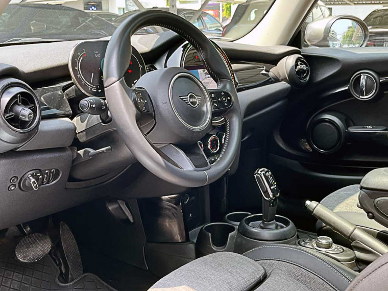 Mini Cooper S Hb 3p 2.0 Aut 2023 Usado Usado en BMW Premium Selection Mini Cooper S Hb 3p 2.0 Aut 2023 Usado Usado en BMW Premium Selection