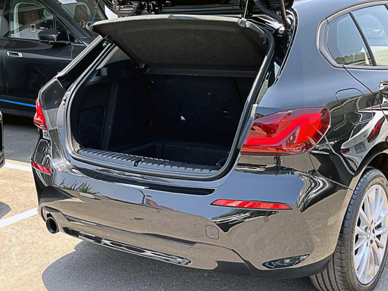 Bmw 118 I Hatchback 1.5 Aut 2024 Usado Usado en BMW Premium Selection Bmw 118 I Hatchback 1.5 Aut 2024 Usado Usado en BMW Premium Selection
