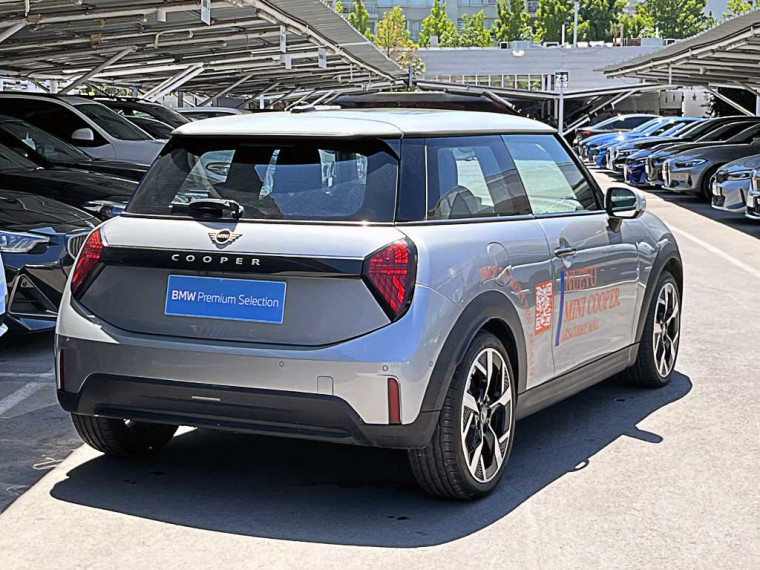 Mini Cooper C 1.5 Hb 3p Favoured 2024 Usado  Usado en BMW Premium Selection