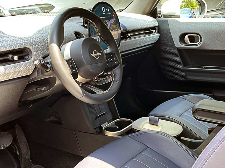 Mini Cooper C 1.5 Hb 3p Favoured 2024 Usado  Usado en BMW Premium Selection