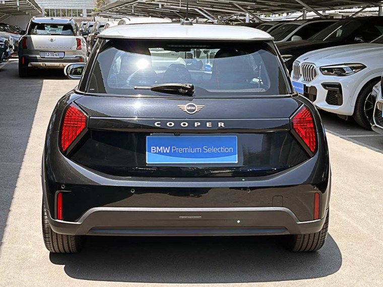 Mini Cooper C 1.5 Hb 3p Favoured 2024 Usado  Usado en BMW Premium Selection