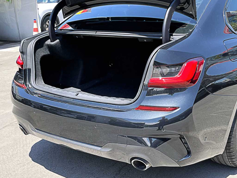 Bmw 330 I Sedan 2.0 Aut 2023 Usado  Usado en BMW Premium Selection