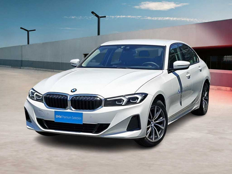 BMW 320 i Berlina Urban LCI II 2026