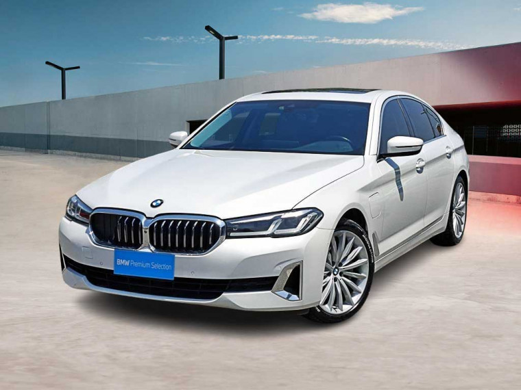 BMW 530 e Luxury 2022