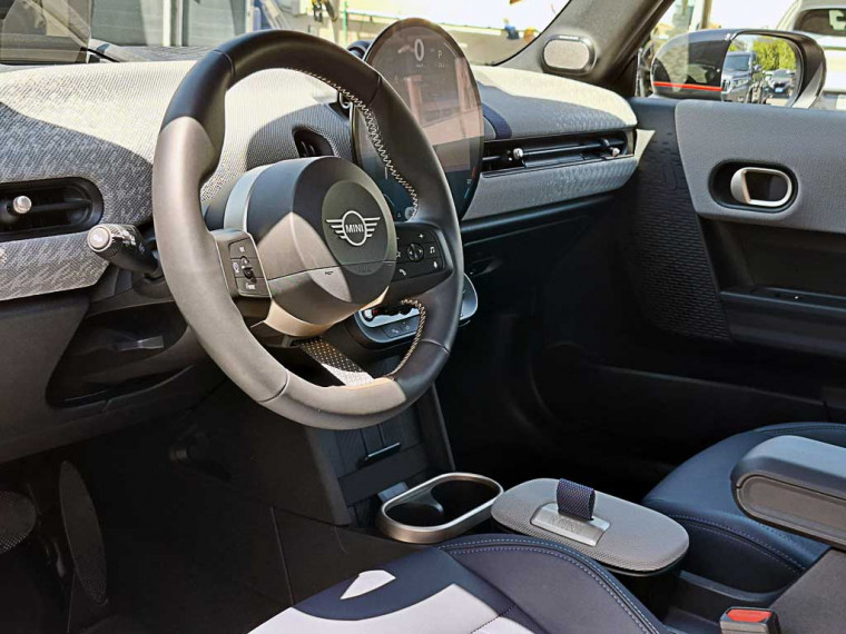 Mini Cooper S 2.0 Cabrio Favoured 2025 Usado  Usado en BMW Premium Selection