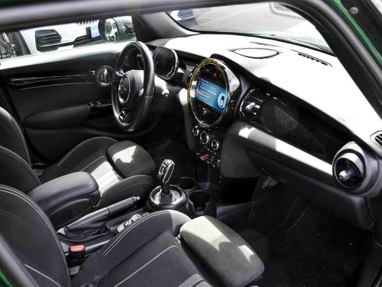 Mini Cooper 1.5 Classic Sportpack 5p 2024 Usado  Usado en BMW Premium Selection