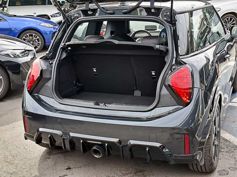 Mini Cooper Jcw 42.0 Aut 2026 Usado Usado en BMW Premium Selection Mini Cooper Jcw 42.0 Aut 2026 Usado Usado en BMW Premium Selection