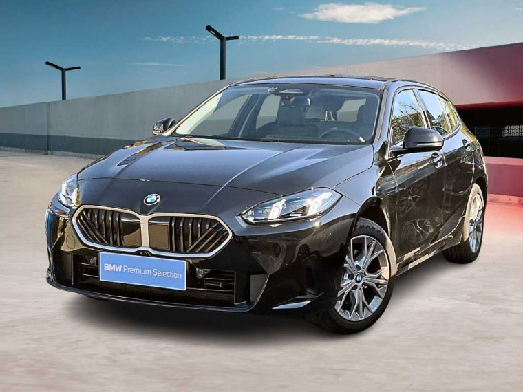 BMW 120 Hatch Dynamic 2026