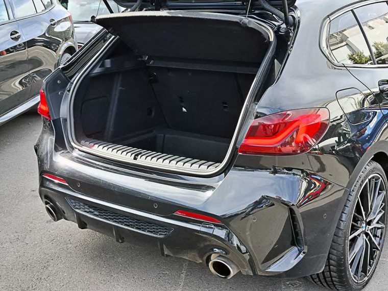 Bmw M135 I Xdrive Hb 4x4 2.0 Aut 2023 Usado  Usado en BMW Premium Selection
