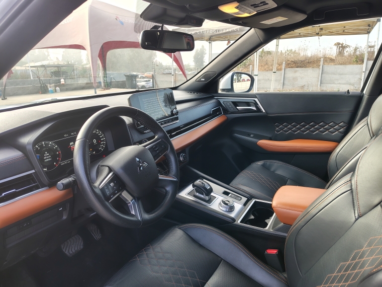 Mitsubishi New outlander Outlander Gls Ltd 4x4 2.5 Aut 2024 Usado en Rosselot Usados