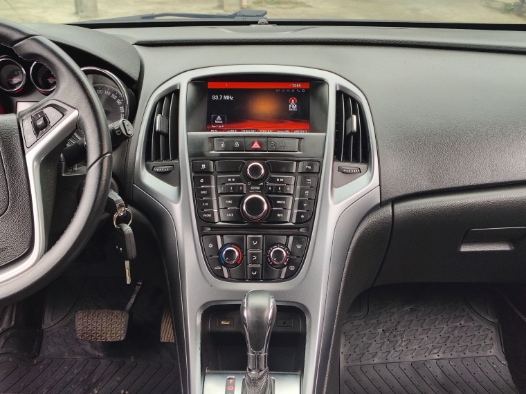 Opel Astra Astra Enjoy Hb 5 1.6 T At 2015 Usado en Rosselot Usados