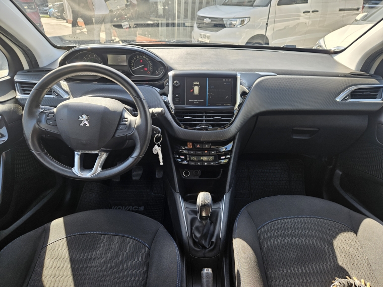 Peugeot 208 Signature 1.2 Puretech Mt 2019 Usado  Usado en Kovacs Usados