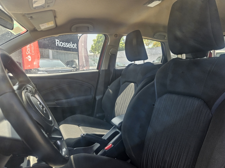Suzuki Baleno — foto 15 de 20