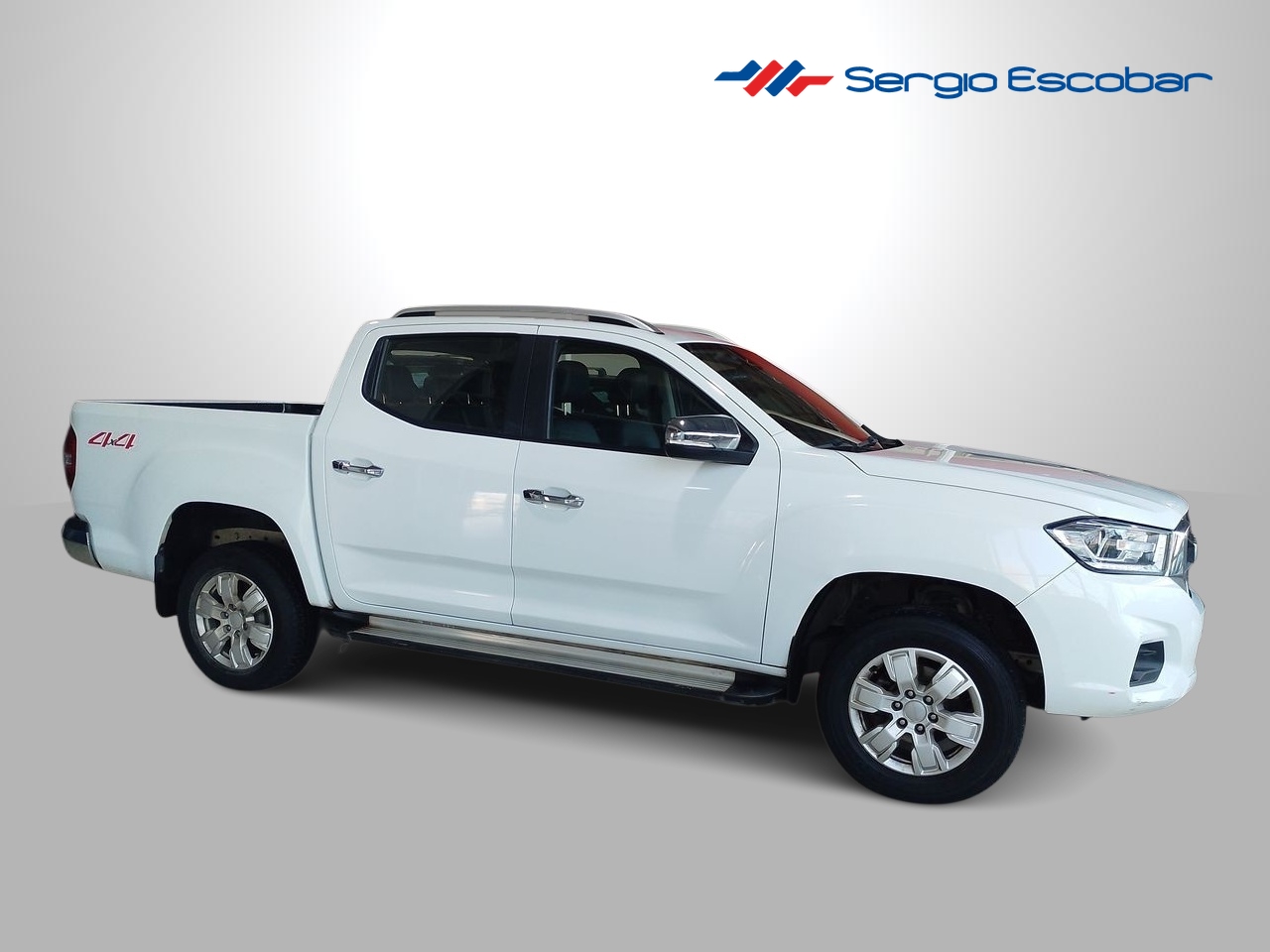 Sergio Escobar Seminuevos MAXUS T60 T60 DCAB 4X4 2.0 AUT. 2022 MAXUS T60 T60 DCAB 4X4 2.0 AUT. 2022