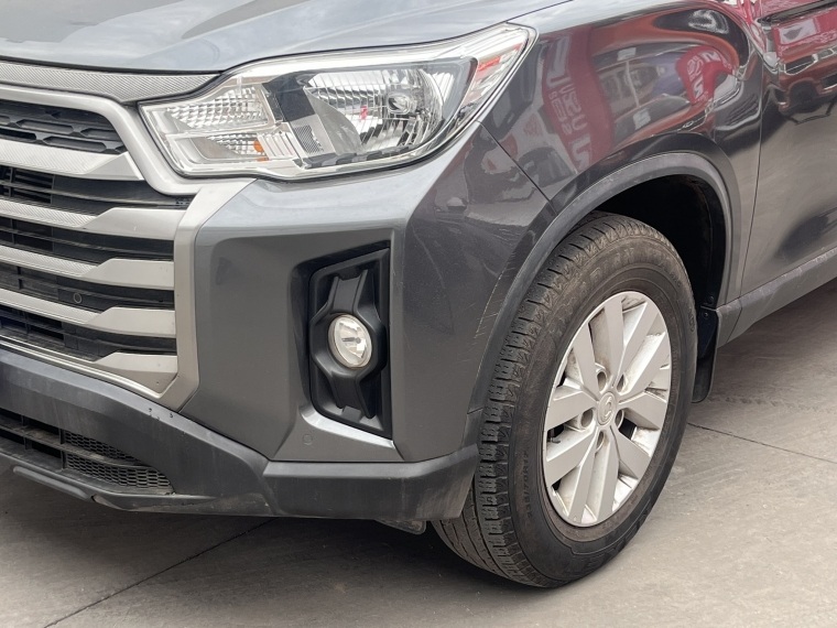 SsangYong Grand Musso — foto 9 de 24
