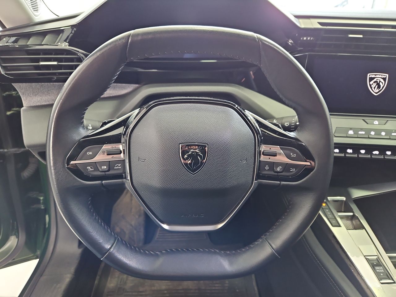 Peugeot 308 308 Allure Bluehdi 1.5 Aut 2023 Usado en Usados de Primera - Sergio Escobar
