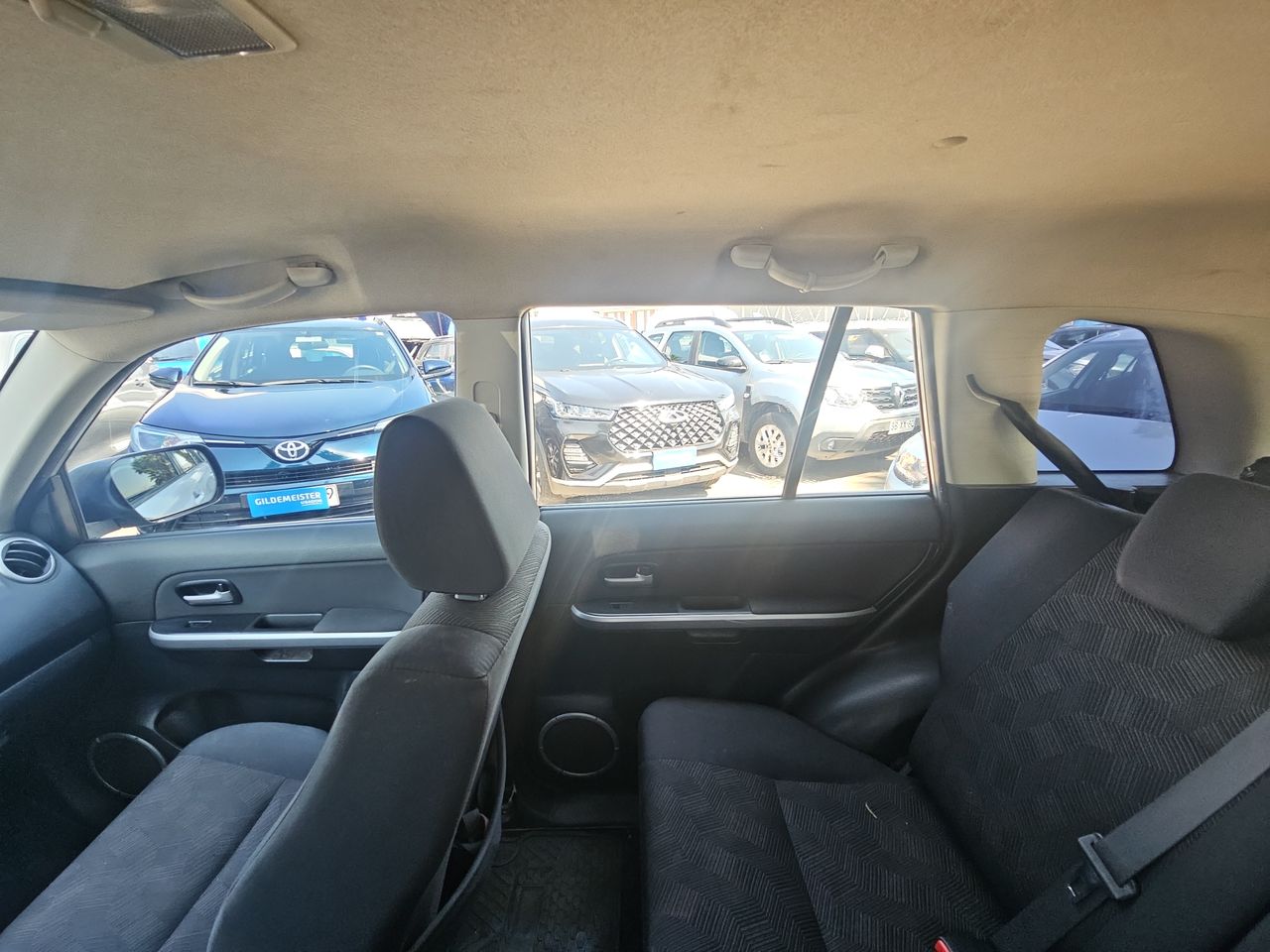 Suzuki Grand nomade Grand Nomade Glx Sport  2.4 2015 Usado  Usado en Webautos.cl