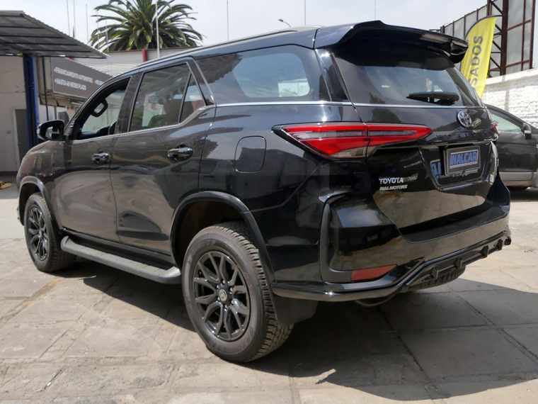 Toyota Fortuner 4x4 2.8 Aut 2023 Usado  Usado en Webautos.cl