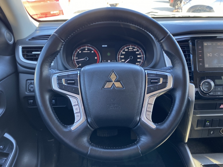 Mitsubishi L200 L200 Dakar Hp Dcab 4x4 2.4 Aut 2023 Usado en Rosselot Usados
