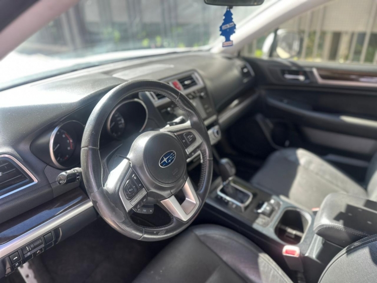 Subaru Legacy  2.5i Awd Premium  2016 Usado en Autoadvice Autos Usados