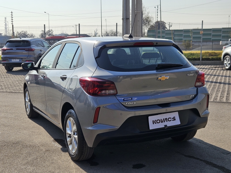 Chevrolet Onix 1.0 Hb Ltz P2 Mt 2022 Usado  Usado en Kovacs Usados