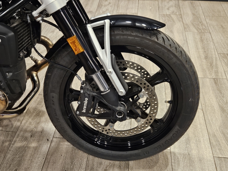 Bmw R 12 . 2024 Usado en BMW Premium Selection