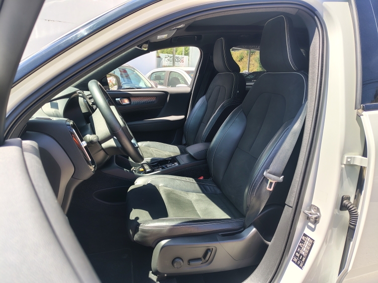 Volvo Xc40 Xc40 T4 Fwd 2.0 Aut 2021 Usado en Rosselot Usados