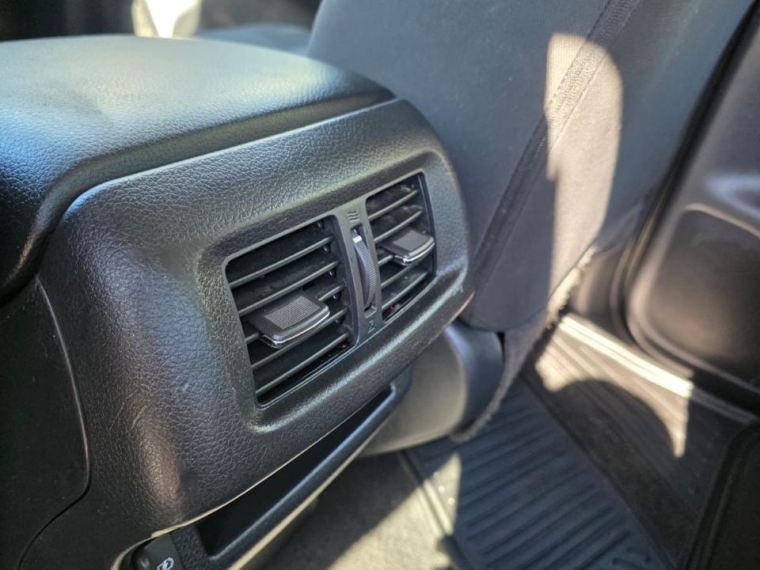 Nissan Navara 4x4 2.3 Mt 2022  Usado en Autos