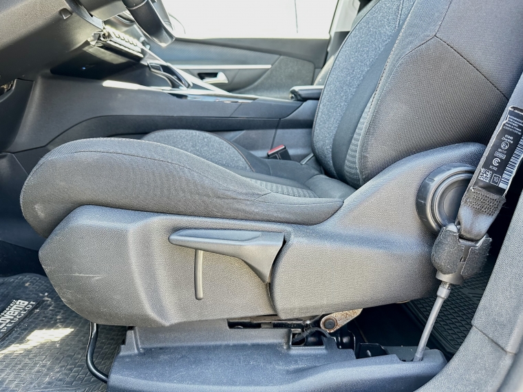Peugeot 5008 1.5 Active Bluehdi 130 At Diesel 2020 Usado  Usado en Kovacs Usados