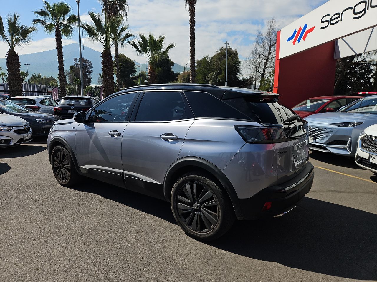 Peugeot 3008 3008 Blue Hdi 130 Eat8 1.5 Aut. 2024 Usado en Usados de Primera - Sergio Escobar
