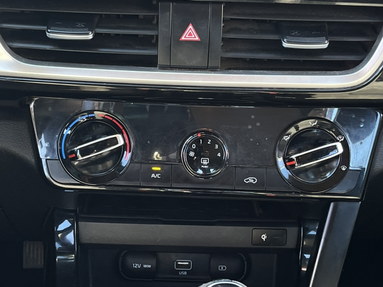 Kia Seltos Seltos Mpi 6mt 1.6 2021 Usado en Rosselot Usados