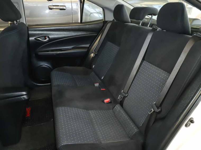 Toyota Yaris Sedan Gli 1.5 2018 Usado  Usado en Webautos.cl