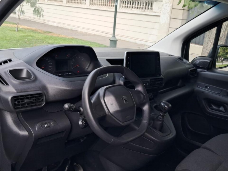 Peugeot Partner Blue Hdi 1.5 2024  Usado en Autos